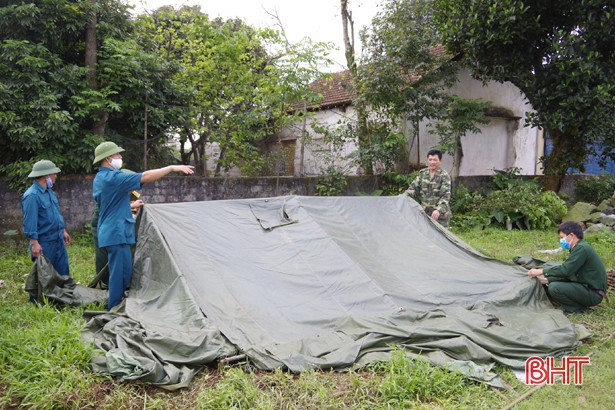 “Nội bất xuất, ngoại bất nhập” ở khu cách ly 200 người tại Hà Tĩnh