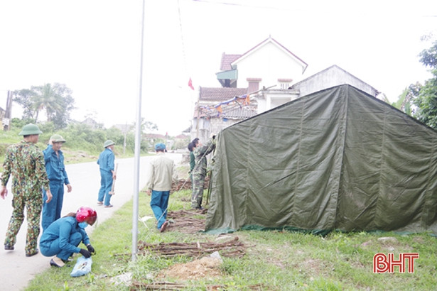 “Nội bất xuất, ngoại bất nhập” ở khu cách ly 200 người tại Hà Tĩnh