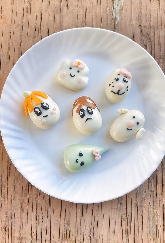 Trổ tài làm những đĩa bánh trôi “đẹp không nỡ ăn” trong ngày tết Hàn thực