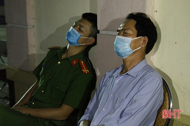Những “chiến binh thầm lặng” tại khu cách ly chống dịch Covid-19 ở Hà Tĩnh