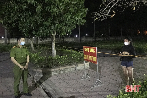 Những “chiến binh thầm lặng” tại khu cách ly chống dịch Covid-19 ở Hà Tĩnh