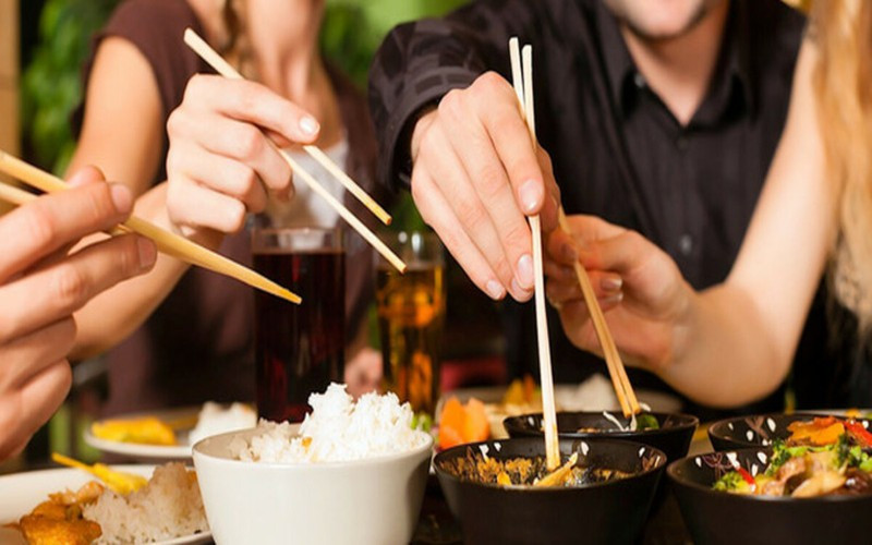 Điều bố mẹ cần lưu ý để không trở thành trung gian lây nhiễm cho con