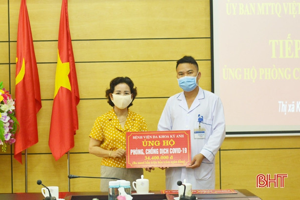 Cơ quan, doanh nghiệp TX Kỳ Anh ủng hộ 482 triệu đồng phòng dịch Covid-19