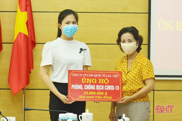 Cơ quan, doanh nghiệp TX Kỳ Anh ủng hộ 482 triệu đồng phòng dịch Covid-19