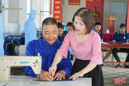 Giáo viên của người khuyết tật và hành trình gieo hy vọng