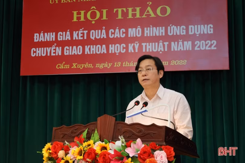 Cẩm Xuyên ứng dụng, chuyển giao KHKT, tạo đột phá phát triển sản xuất nông nghiệp