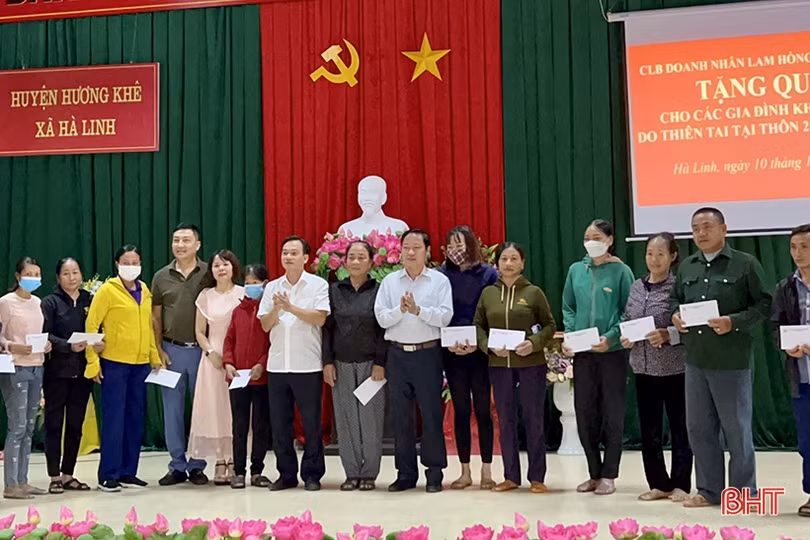 CLB Doanh nhân Lam Hồng tại Đồng Nai hỗ trợ Nhân dân Nghệ An, Hà Tĩnh khắc phục hậu quả thiên tai