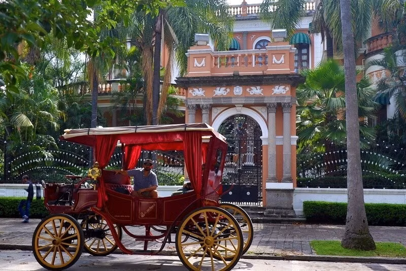 10 khu phố tuyệt nhất thế giới