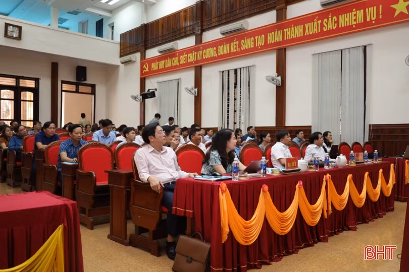 Cẩm Xuyên ứng dụng, chuyển giao KHKT, tạo đột phá phát triển sản xuất nông nghiệp