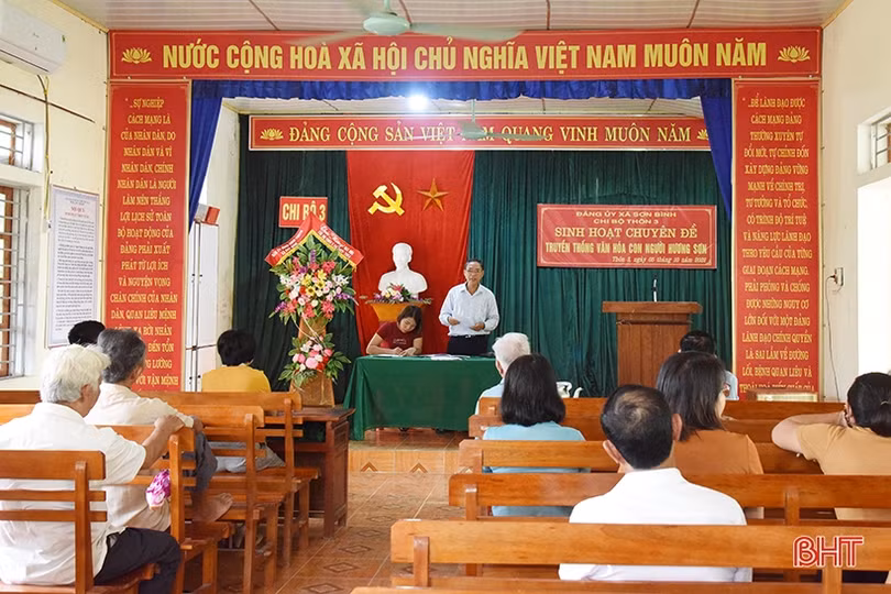 Sinh hoạt chi bộ chuyên đề bám sát nhiệm vụ chính trị ở huyện Hương Sơn