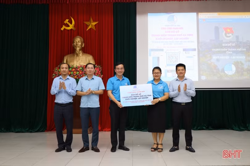 Tuổi trẻ TP Hà Tĩnh sôi nổi hưởng ứng ngày hội “Tôi yêu Tổ quốc tôi”