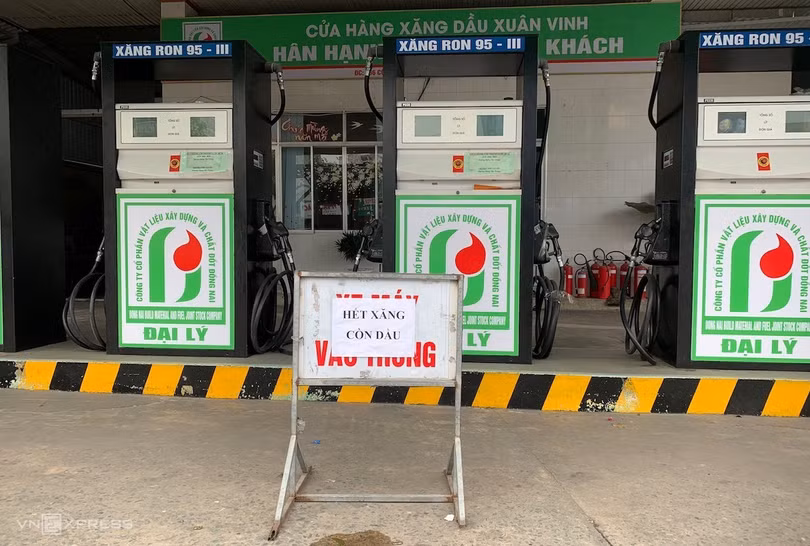 Điều gì đang xảy ra với thị trường xăng dầu?