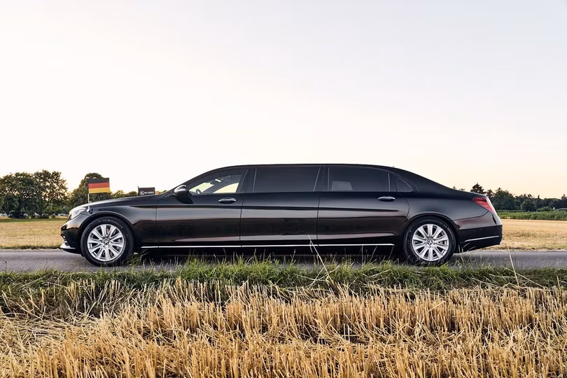 Mercedes-Maybach S 650 bọc thép có giá 1,3 triệu USD