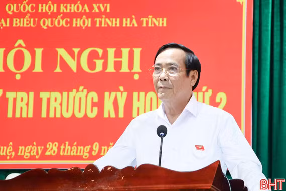 Đoàn Đại biểu Quốc hội Hà Tĩnh tiếp xúc cử tri các địa phương