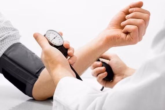 Nguyên nhân gây tăng huyết áp ở người trẻ
