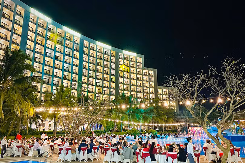 Rực rỡ dạ tiệc countdown tại các quần thể du lịch Vinpearl