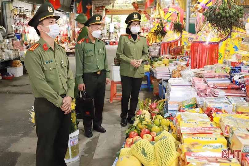 Khuyến cáo phòng cháy, nổ do thắp hương, đốt vàng mã dịp tết
