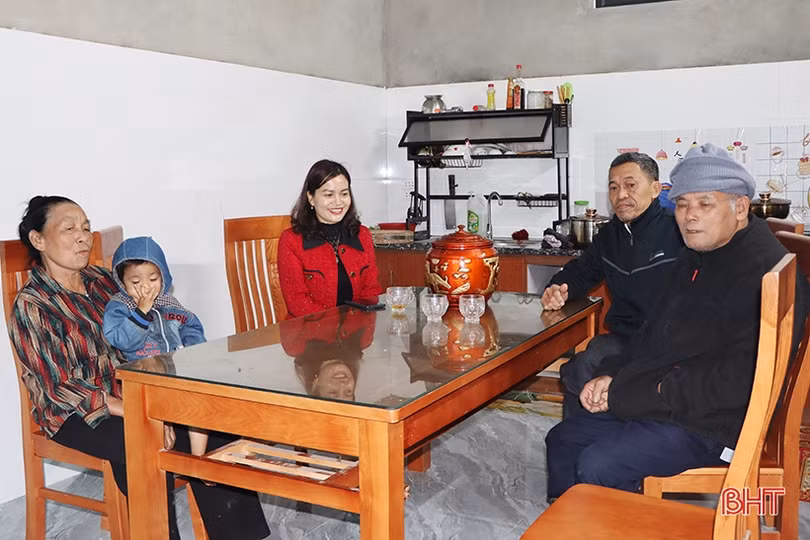 Mang mùa xuân đến với người hoàn cảnh khó khăn ở Cẩm Xuyên