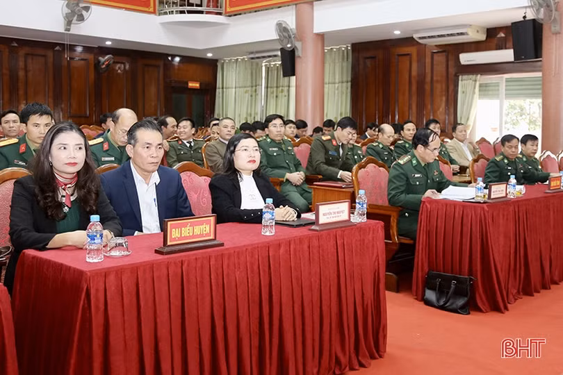 Vững chắc nhiệm vụ biên phòng toàn dân ở ven biển Thạch Hà