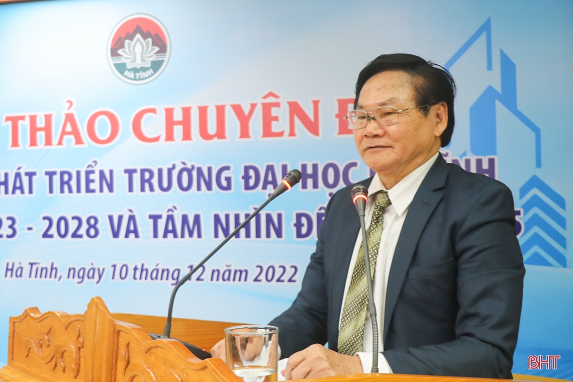 Tháo gỡ khó khăn, vướng mắc để Trường Đại học Hà Tĩnh phát triển trong giai đoạn mới