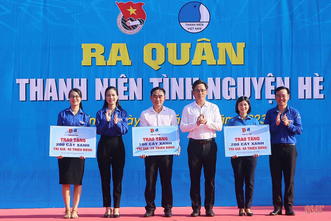 Tuổi trẻ Hà Tĩnh ra quân Chiến dịch Thanh niên tình nguyện hè 2023