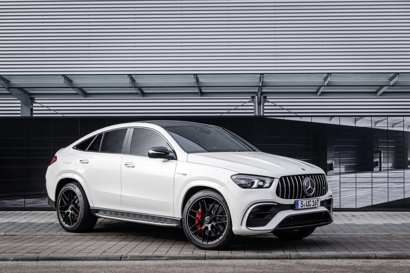 Mercedes-AMG GLE 63 Coupe ra mắt - SUV dáng thời trang hiệu suất cao ảnh 1 Mercedes-AMG GLE 63 Coupe ra mắt - SUV dáng thời trang hiệu suất cao