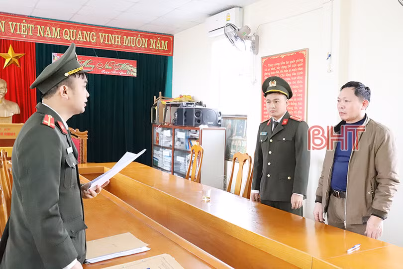 Công an Hà Tĩnh khởi tố 7 bị can liên quan đến vụ 39 người chết trong container ở Anh