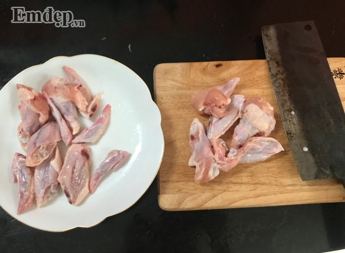 Mẹ làm cánh gà nướng mật ong cả nhà tấm tắc khen ngon