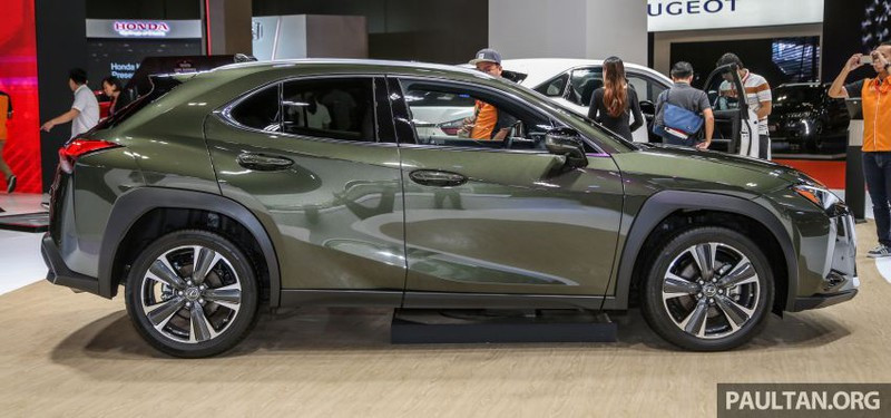 mẫu suv lexus ux chuẩn bị bán ra tại thị trường hình 3 Mẫu SUV Lexus UX chuẩn bị bán ra thị trường