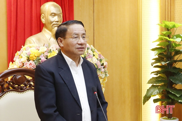 Khám sức khỏe định kỳ cho 722 cán bộ thuộc diện Ban Thường vụ Tỉnh ủy Hà Tĩnh quản lý