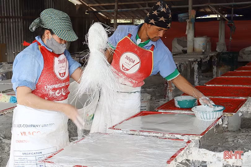 Hà Tĩnh xây dựng điển hình về hữu nghị, hợp tác Việt - Lào