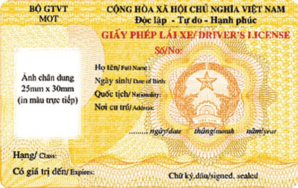 Giấy phép lái xe cấp theo mẫu mới từ ngày 1/6/2020. (Ảnh: Internet) Những quy định mới về học và thi bằng lái xe ô tô 2020