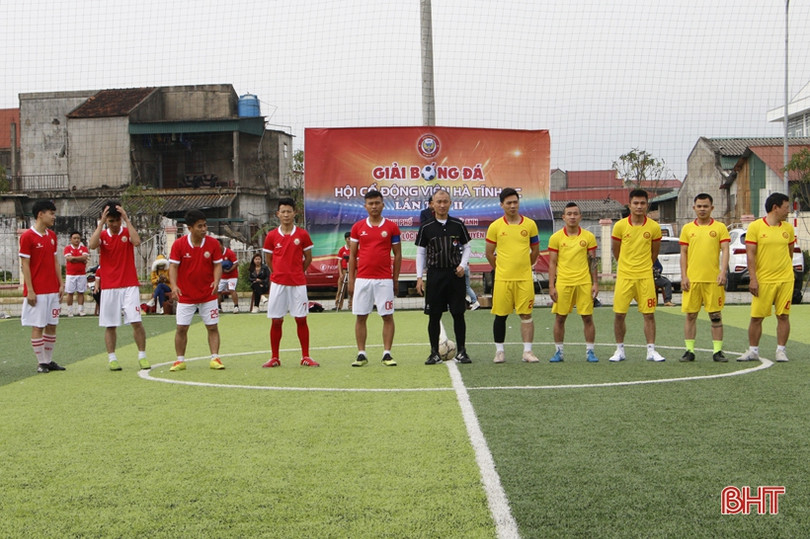 Khởi tranh Giải bóng đá Hội Cổ động viên Hà Tĩnh lần thứ 2