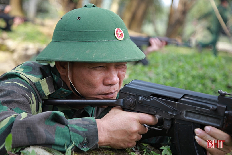 Xem màn chiến đấu bảo vệ mục tiêu của Bộ đội Biên phòng Hà Tĩnh