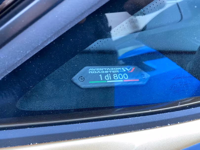 Người Việt tậu Lamborghini Aventador SVJ Roadster đầu tiên thế giới