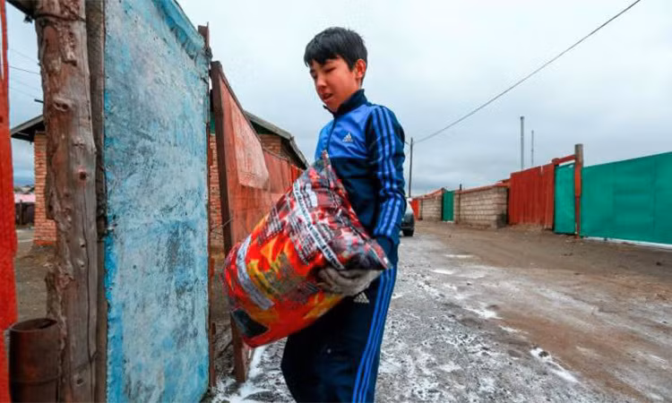 Lo Covid-19, Mông Cổ cho học sinh, sinh viên tất cả các cấp nghỉ đến hết tháng 3