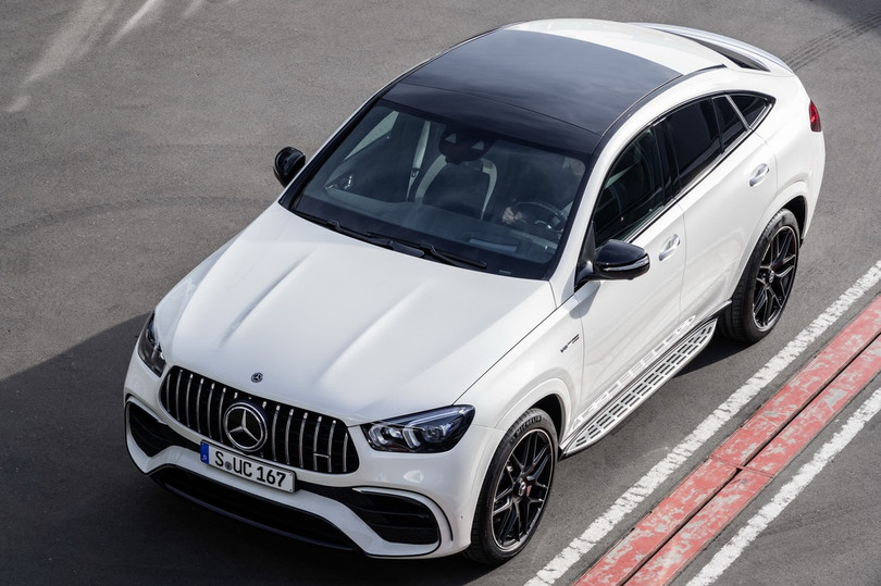Mercedes-AMG GLE 63 Coupe ra mắt - SUV dáng thời trang hiệu suất cao ảnh 9 Mercedes-AMG GLE 63 Coupe ra mắt - SUV dáng thời trang hiệu suất cao