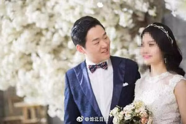 Bác sỹ trẻ ở Vũ Hán hoãn cưới để chống dịch Covid-19 đã qua đời