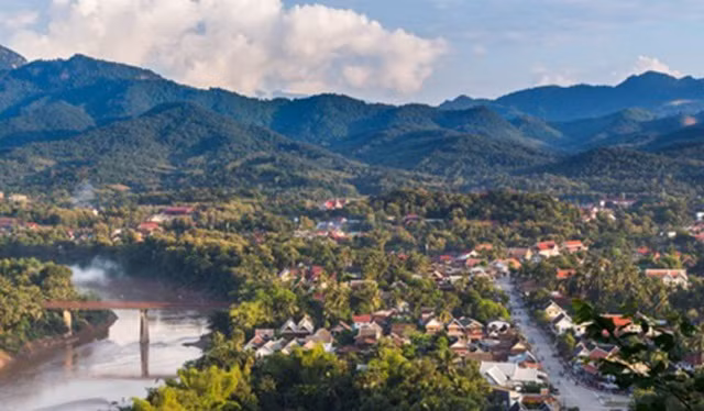 Phiêu lưu tới những miền đất quen mà lạ, lạ mà quen