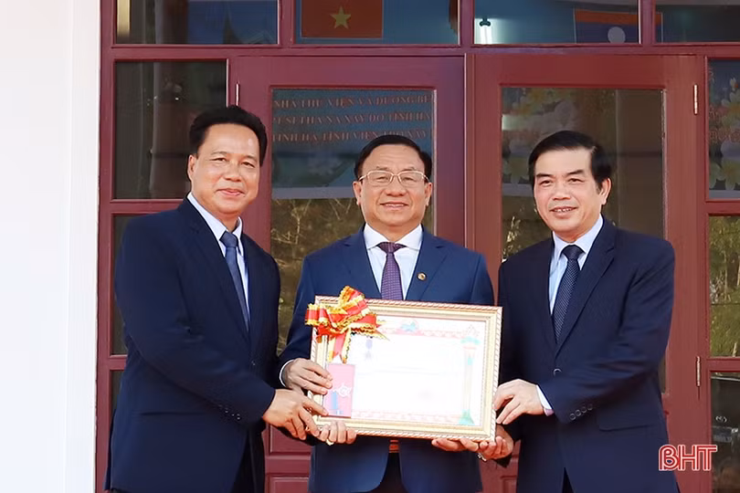 Hà Tĩnh xây dựng điển hình về hữu nghị, hợp tác Việt - Lào