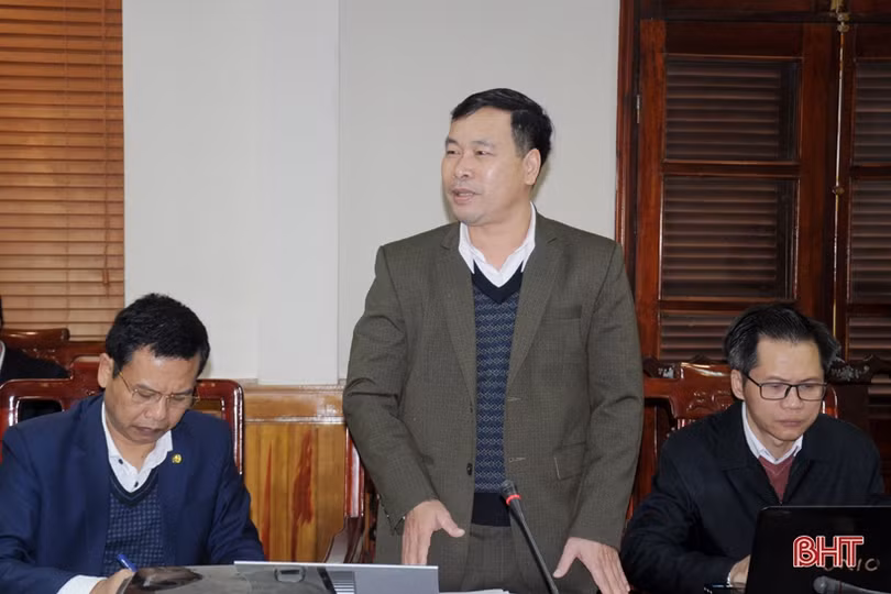 Vận dụng sáng tạo quan điểm của trung ương trong xây dựng Báo cáo chính trị Đại hội Đảng bộ Hà Tĩnh