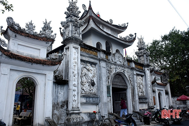 Linh thiêng lễ giỗ Thành hoàng làng Nhượng Bạn