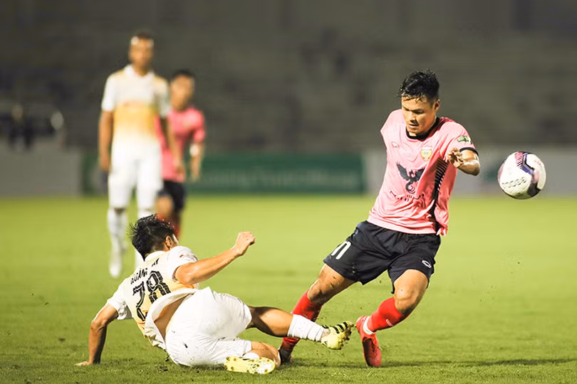 Hồng Lĩnh Hà Tĩnh “sáng cửa” lọt tốp đua vô địch V.League?