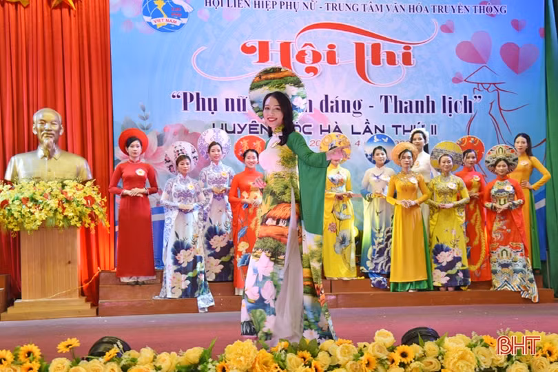Ấn tượng hội thi “Phụ nữ duyên dáng, thanh lịch” huyện Lộc Hà 