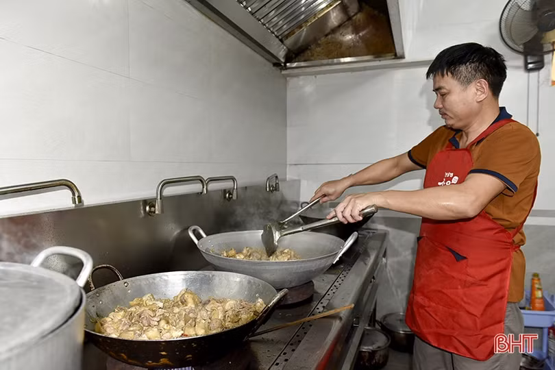 Điều dưỡng tập trung, người có công Hà Tĩnh được chăm sóc như ở nhà