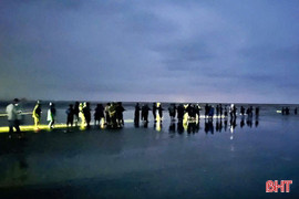 Lật thuyền đánh cá, một ngư dân ở xã Lộc Hà mất tích