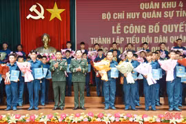 Công bố quyết định thành lập 68 tiểu đội dân quân thường trực