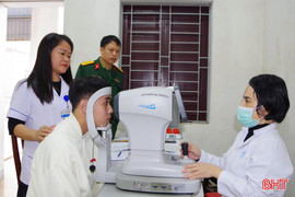 Chặt từng khâu, sâu từng bước, tuyển lựa 1.690 công dân nhập ngũ