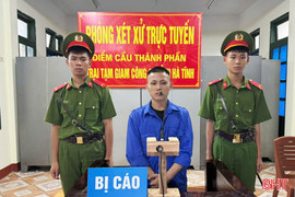 Tội lỗi dấu trên nóc xe: 8 năm tù cho kẻ buôn pháo "lậu"