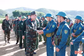 Phát huy truyền thống, xây dựng LLVT Hà Tĩnh theo hướng “tinh - gọn - mạnh”